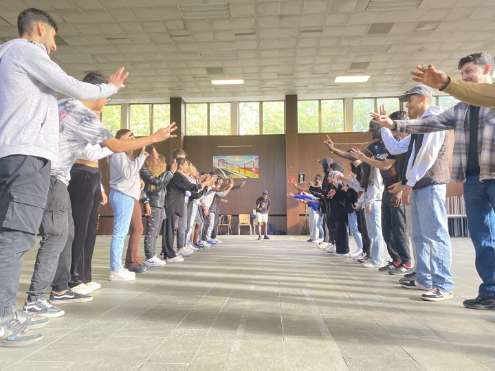 facilitating teamwork and decision making abramz tekya